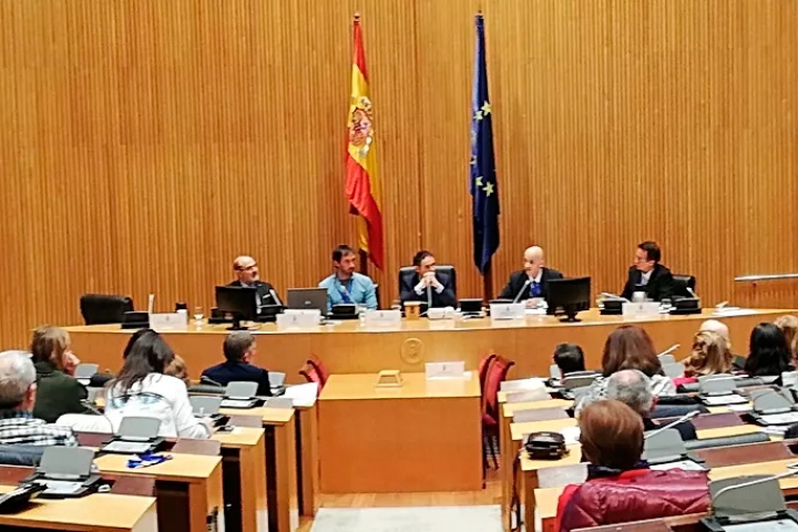 Jornada reivindicativa por la prevención contra el suicidio en el Congreso de los Diputados